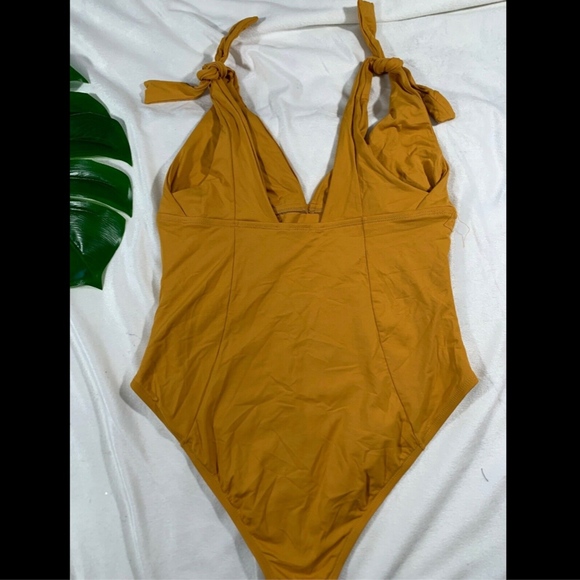 NEW L Space Isabelle One-Piece Swimsuit 12 Yellow - Picture 7 of 8